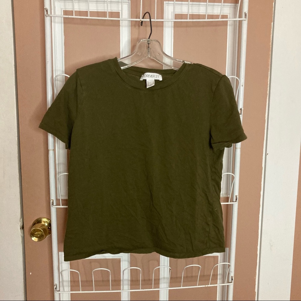 Forever 21 Cropped Tee